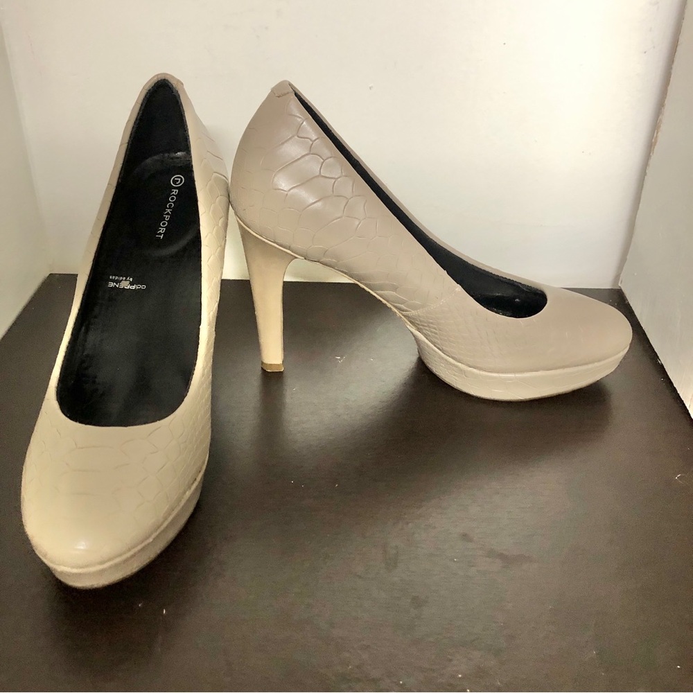 Rockport heels